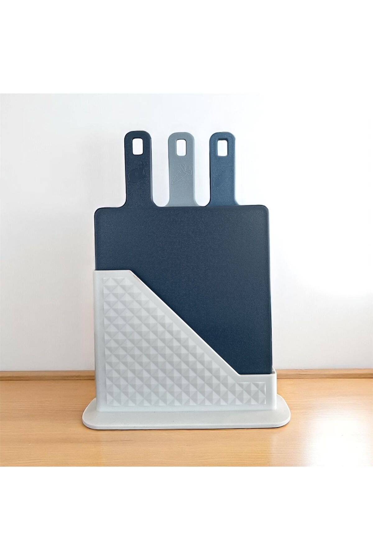 Premium Mavi Tonlarda Standlı 3’lü Kesme Tahtası – Zarif Tasarım, Üstün Kalite